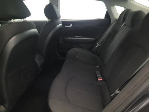 Used 2019 Kia Optima LX FWD image 18