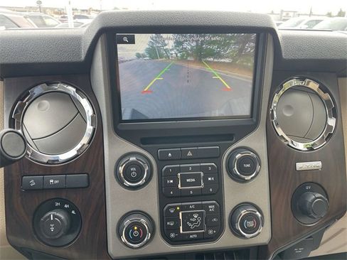 Used 2015 Ford F250 Lariat w/ Lariat Ultimate Package image 22