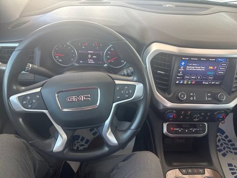 Used 2021 GMC Acadia SLE w/ Driver Convenience Package FWD image 18