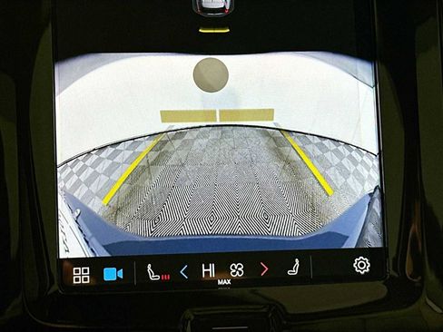 Used 2025 Volvo XC60 T8 Core image 12