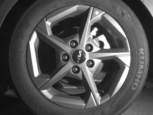 Used 2025 Kia K4 LXS image 14