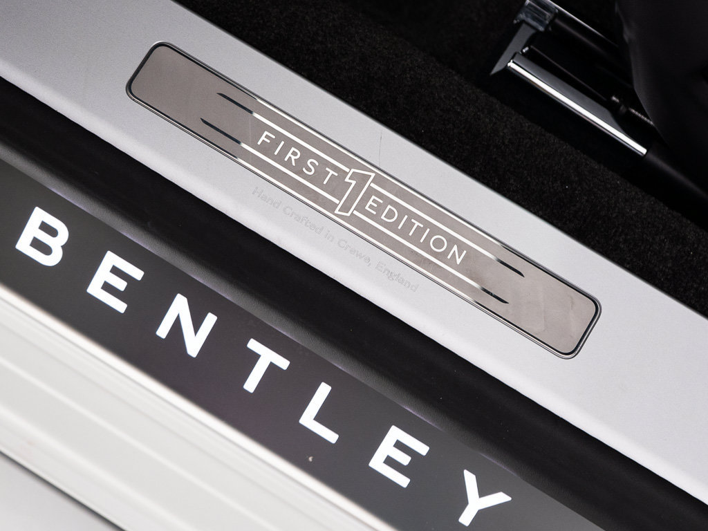 Used 2025 Bentley Flying Spur Plug-In Hybrid AWD/4WD image 13