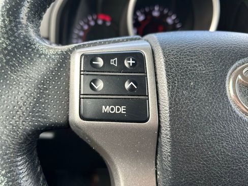 Used 2011 Toyota 4Runner Limited image 20