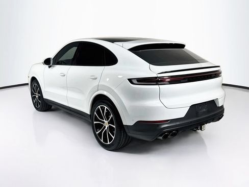 Used 2024 Porsche Cayenne Coupe AWD/4WD image 7