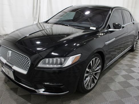 Used 2019 Lincoln Continental Reserve w/ Rear Seat Package FWD image 33