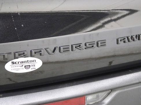 Used 2025 Chevrolet Traverse Z71 w/ LPO, Floor Liner Package AWD/4WD image 48