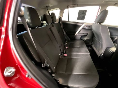 Used 2015 Toyota RAV4 XLE AWD/4WD image 32