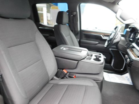 Used 2023 Chevrolet Silverado 1500 LT image 19