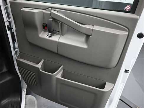 Used 2024 GMC Savana 2500 w/ Driver Convenience Package image 29