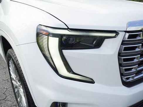 Used 2025 GMC Acadia Denali w/ LPO, Floor Liner Package image 35