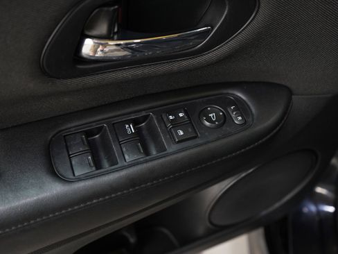 Used 2020 Honda HR-V Sport image 19