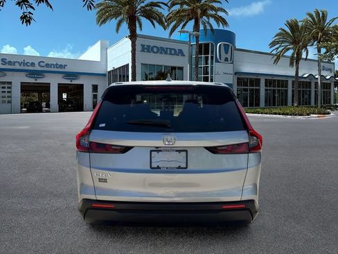 Used 2025 Honda CR-V LX image 7