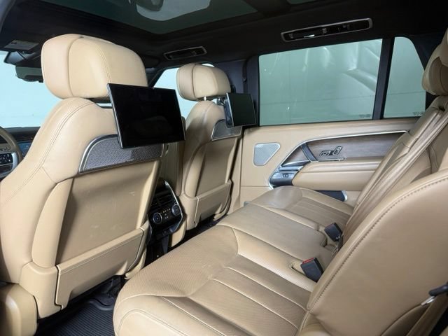 Used 2024 Land Rover Range Rover Long Wheelbase Autobiography AWD/4WD image 23
