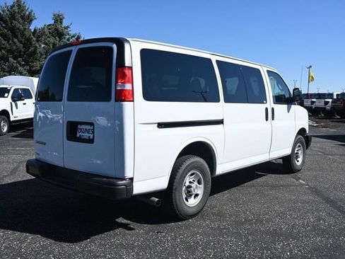 Used 2023 Chevrolet Express 3500 LS RWD image 5