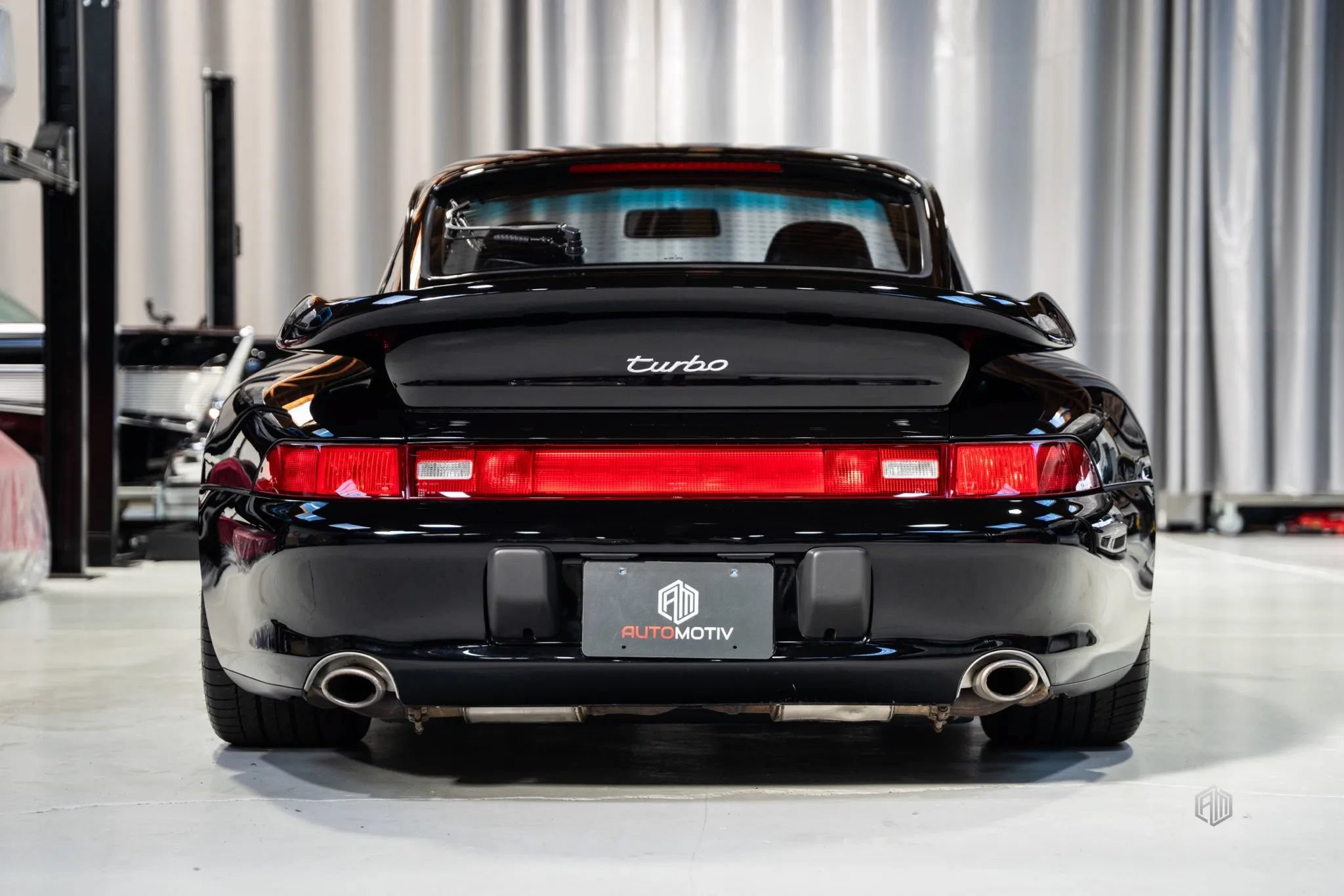 Used 1997 Porsche 911 4 Coupe AWD/4WD image 5