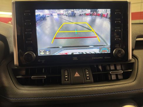 Used 2019 Toyota RAV4 XSE w/ XSE Weather Package AWD/4WD image 29