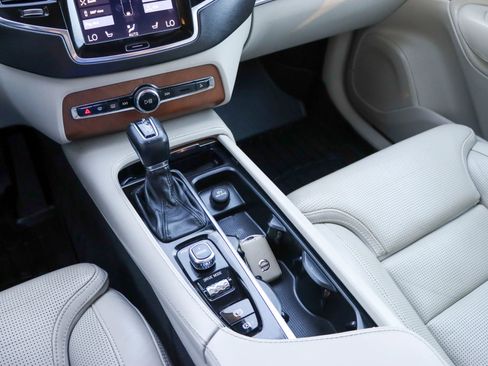 Used 2016 Volvo XC90 T6 Inscription w/ Vision Package image 47