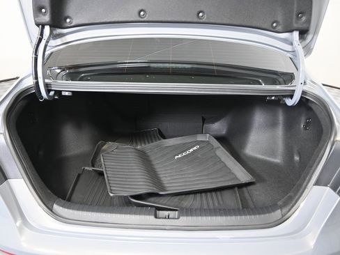 Used 2025 Honda Accord Touring image 16