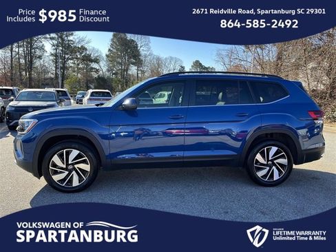 Used 2025 Volkswagen Atlas SE image 6