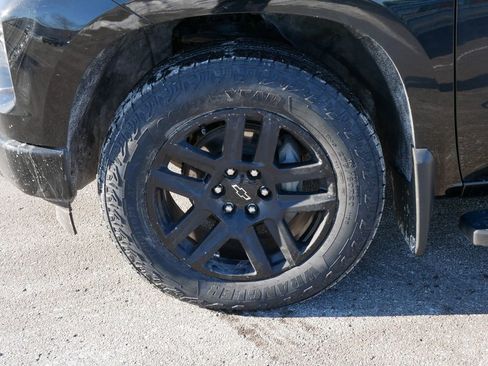 Used 2023 Chevrolet Silverado 1500 RST image 9