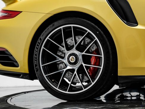 Used 2018 Porsche 911 Turbo S image 89