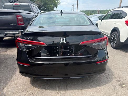 Used 2023 Honda Civic EX image 7
