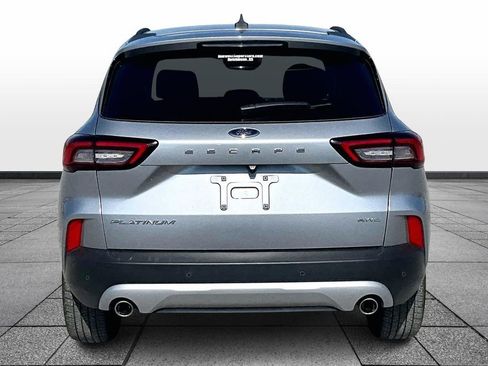 Used 2023 Ford Escape Platinum image 4