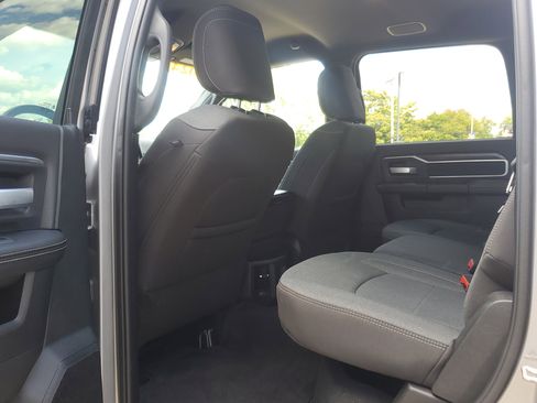 Used 2024 RAM 2500 Big Horn w/ Sport Appearance Package image 23