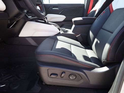 New 2026 GMC Canyon AT4X AWD/4WD image 11