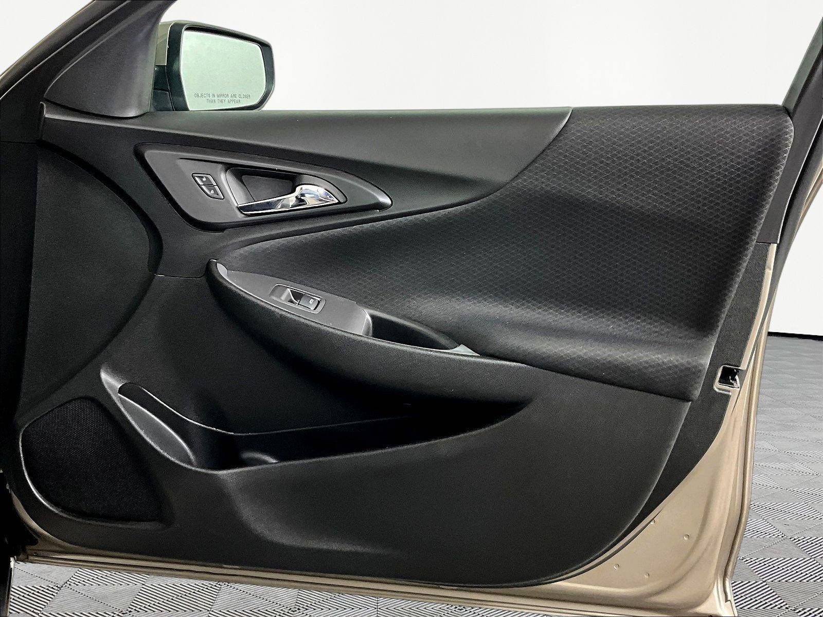 Used 2024 Chevrolet Malibu RS FWD image 27