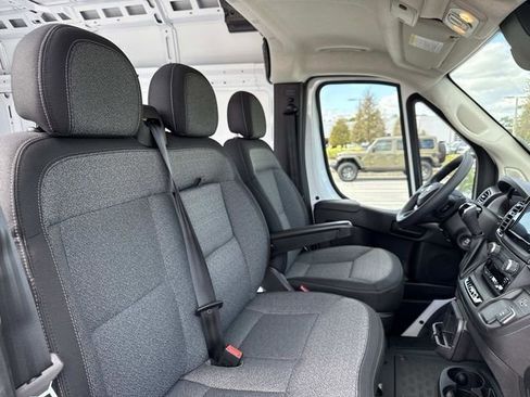 New 2026 RAM ProMaster 2500 w/ Convenience Group image 11