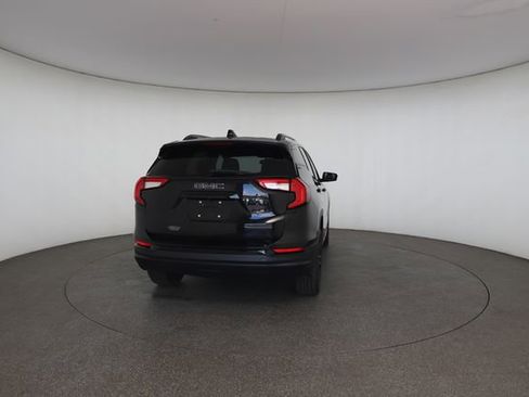 Used 2022 GMC Terrain SLE w/ Driver Convenience Package FWD image 20