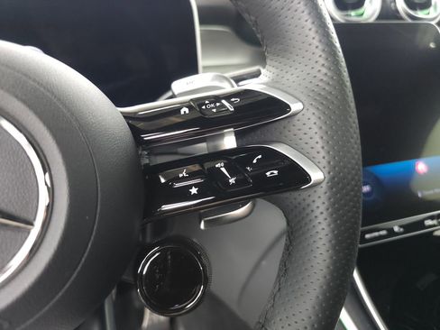 Used 2024 Mercedes-Benz GLC 43 AMG 4MATIC image 13