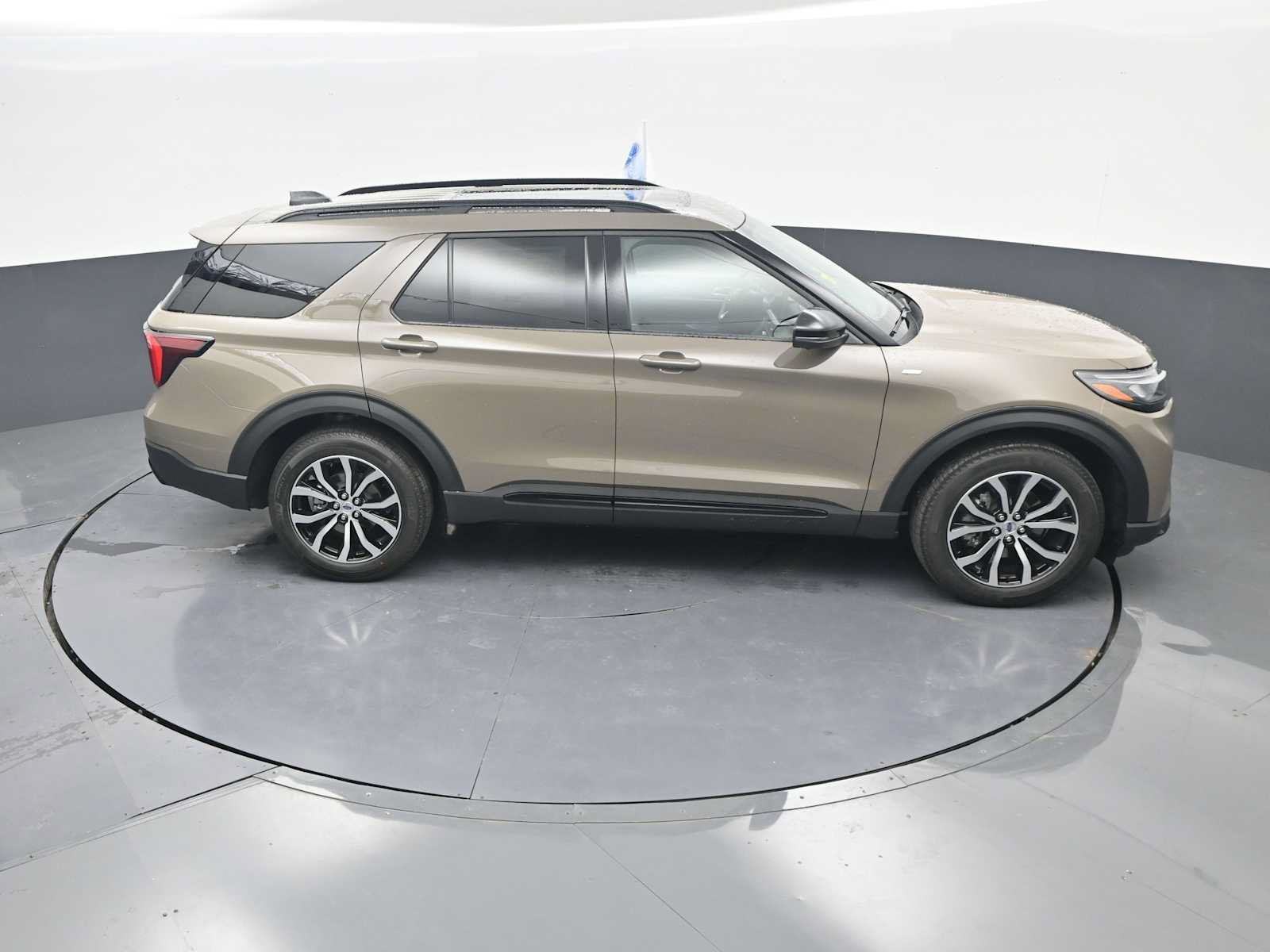 New 2026 Ford Explorer ST-Line AWD/4WD image 59