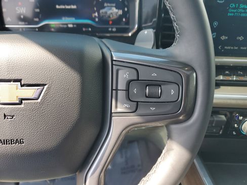 Used 2025 Chevrolet Silverado 1500 High Country w/ High Country Premium Package image 28