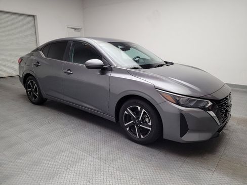 Used 2024 Nissan Sentra SV FWD image 11