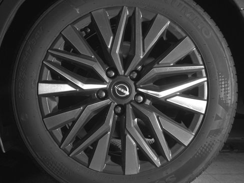 Used 2025 Nissan Altima 2.5 SV image 14