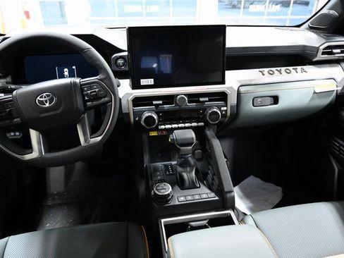 New 2025 Toyota Tacoma 4x4 Double Cab Hybrid image 15