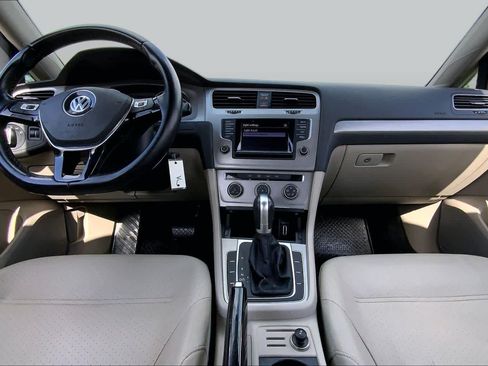Used 2015 Volkswagen Golf S FWD image 15