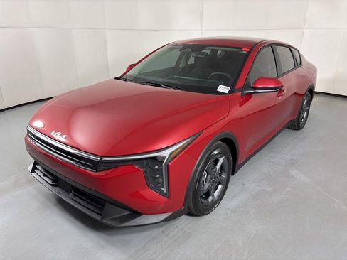 New 2026 Kia K4 FWD image 4