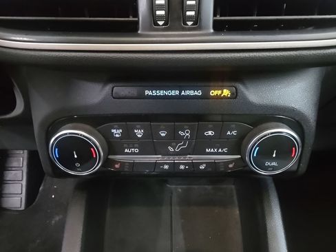 Used 2022 Ford Escape SE w/ Convenience Package AWD/4WD image 34