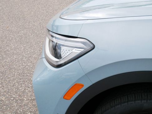 Certified 2023 Volkswagen ID.4 Pro S AWD/4WD image 16
