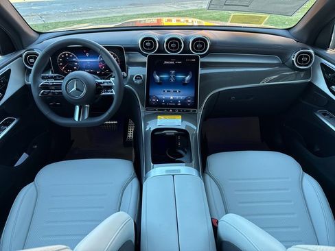 New 2026 Mercedes-Benz GLC 300 4MATIC image 19