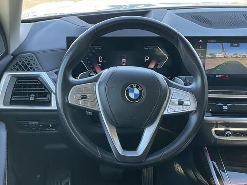 Used 2023 BMW X7 xDrive40i w/ Premium Package AWD/4WD image 7