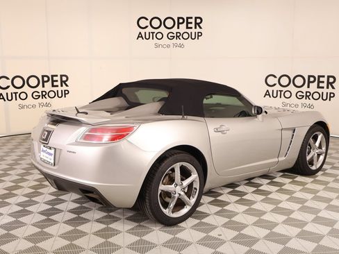 Used 2009 Saturn Sky Red Line RWD image 16