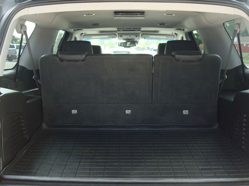 Used 2019 GMC Yukon XL Denali w/ Denali Ultimate Package image 14