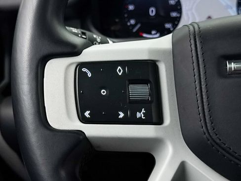 Used 2023 Land Rover Defender 130 X-Dynamic SE AWD/4WD image 33