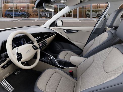 New 2025 Kia Niro Wave w/ Wave Preserve Package image 17