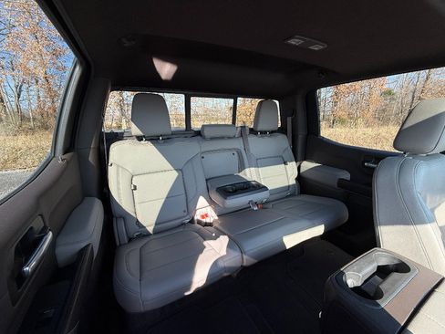 Used 2020 GMC Sierra 1500 SLT w/ SLT Premium Package image 29