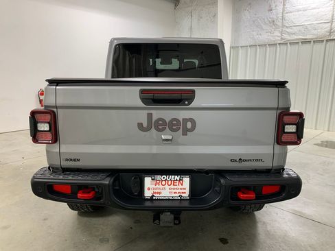 Used 2020 Jeep Gladiator Rubicon image 23